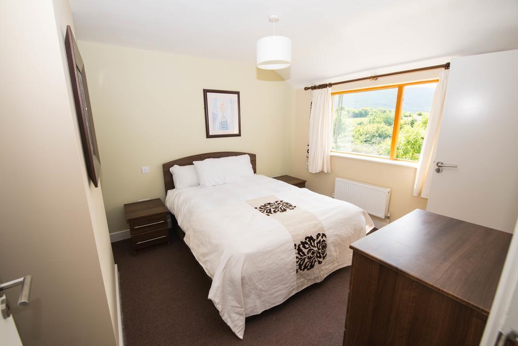 Burren Atlantic Hotel & Holiday Cottages Ballyvaughan Zewnętrze zdjęcie