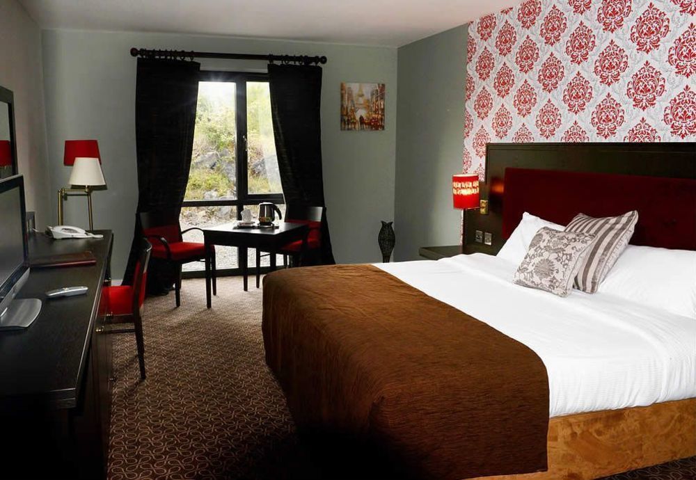 Burren Atlantic Hotel & Holiday Cottages Ballyvaughan Zewnętrze zdjęcie