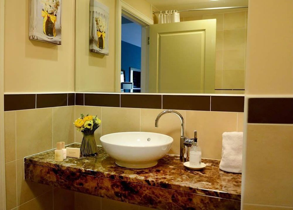 Burren Atlantic Hotel & Holiday Cottages Ballyvaughan Zewnętrze zdjęcie